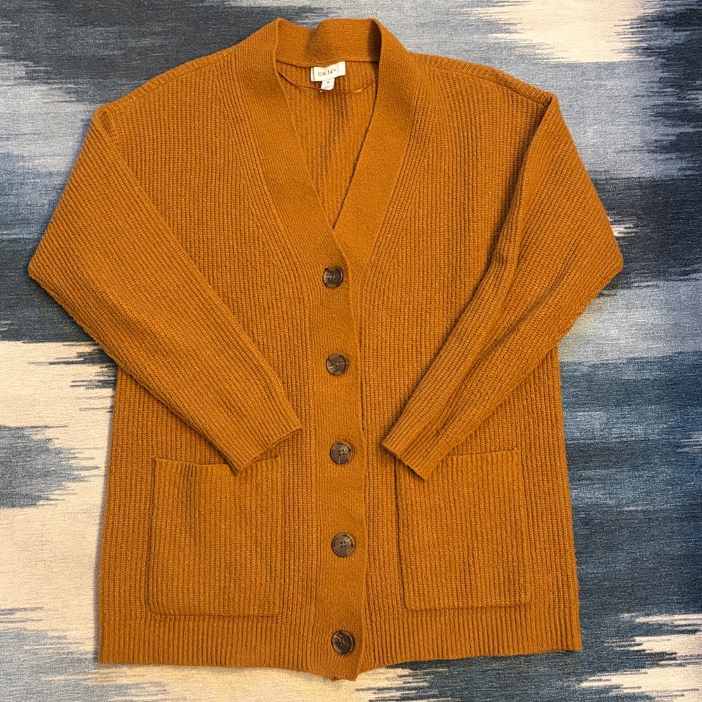Oversized V-Neck Button Up Cardigan Size M